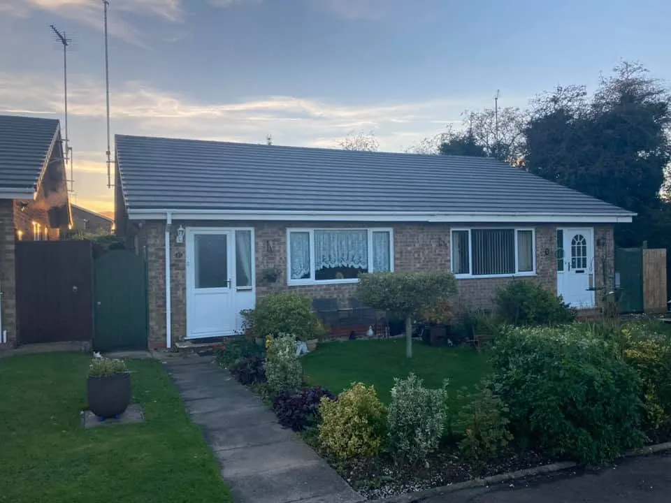 Bungalows Reroof