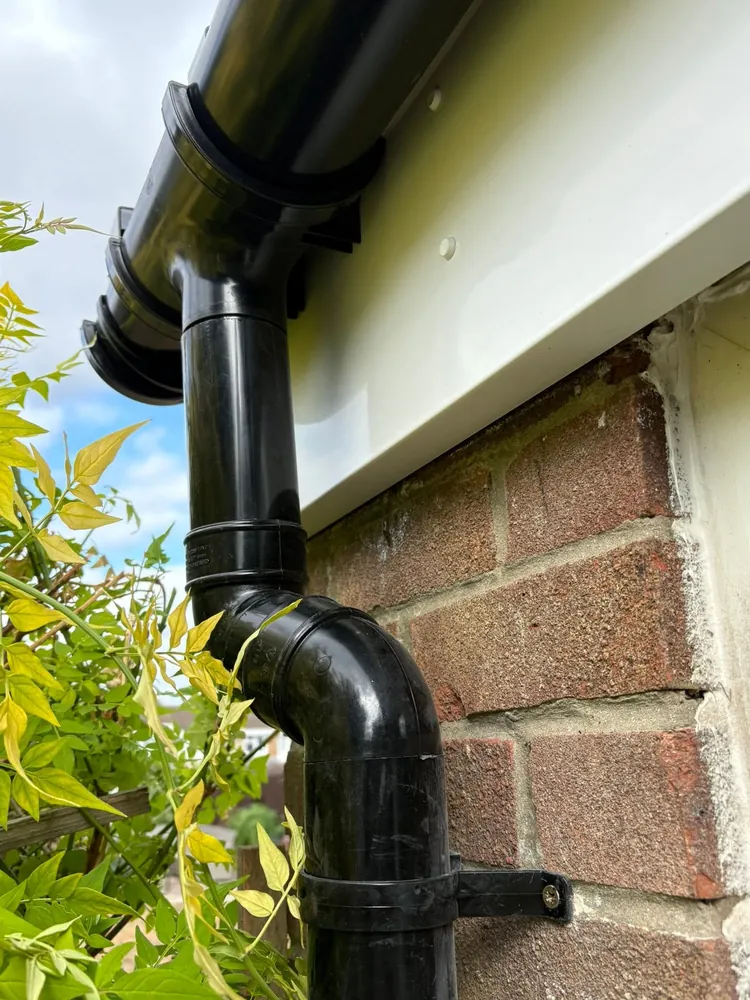 Black Half Round Guttering